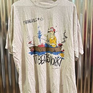 Casual Fishing Graphic Tee - Gray